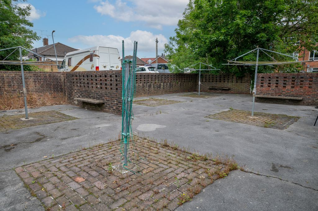 Padnell Avenue